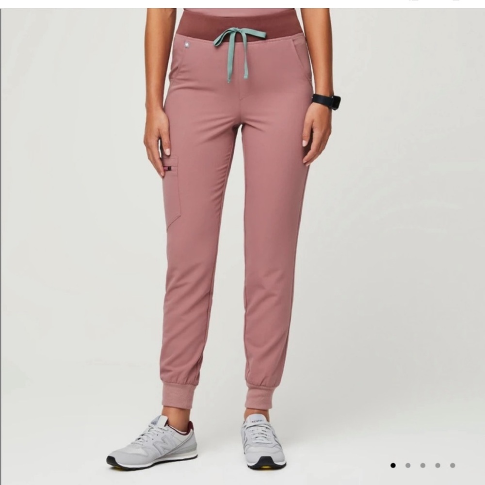 Figs Women's Mauve Jogger Scrub Pants with Contrast Drawstring
